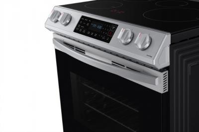 30" Samsung 6.3 Cu. Ft. Slide-in Induction Range with Fan Convection and Air Fry - NE63B8411SS/AC