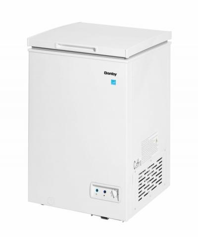 20" Danby 3.5 Cu. Ft. Chest Freezer in White - DCF035A5WDB